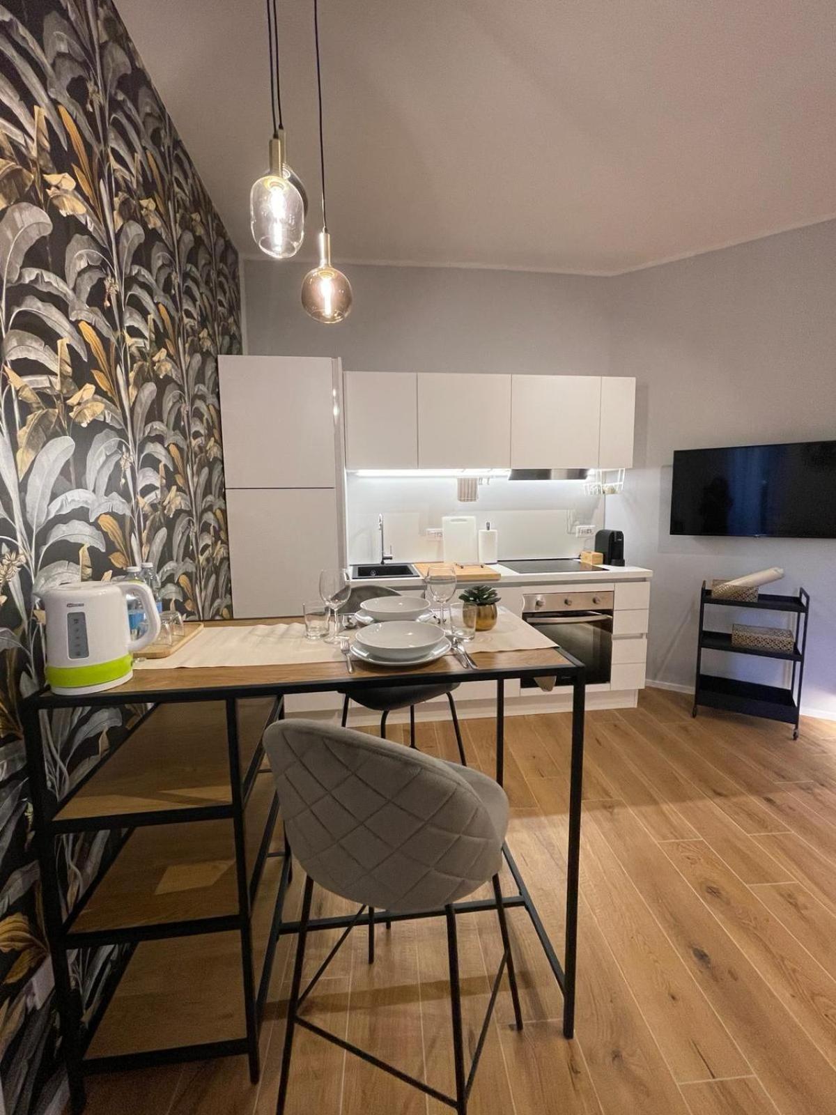 Central Suite Cinque Terre - Riomaggiore E Manarola 斯培西亚 外观 照片