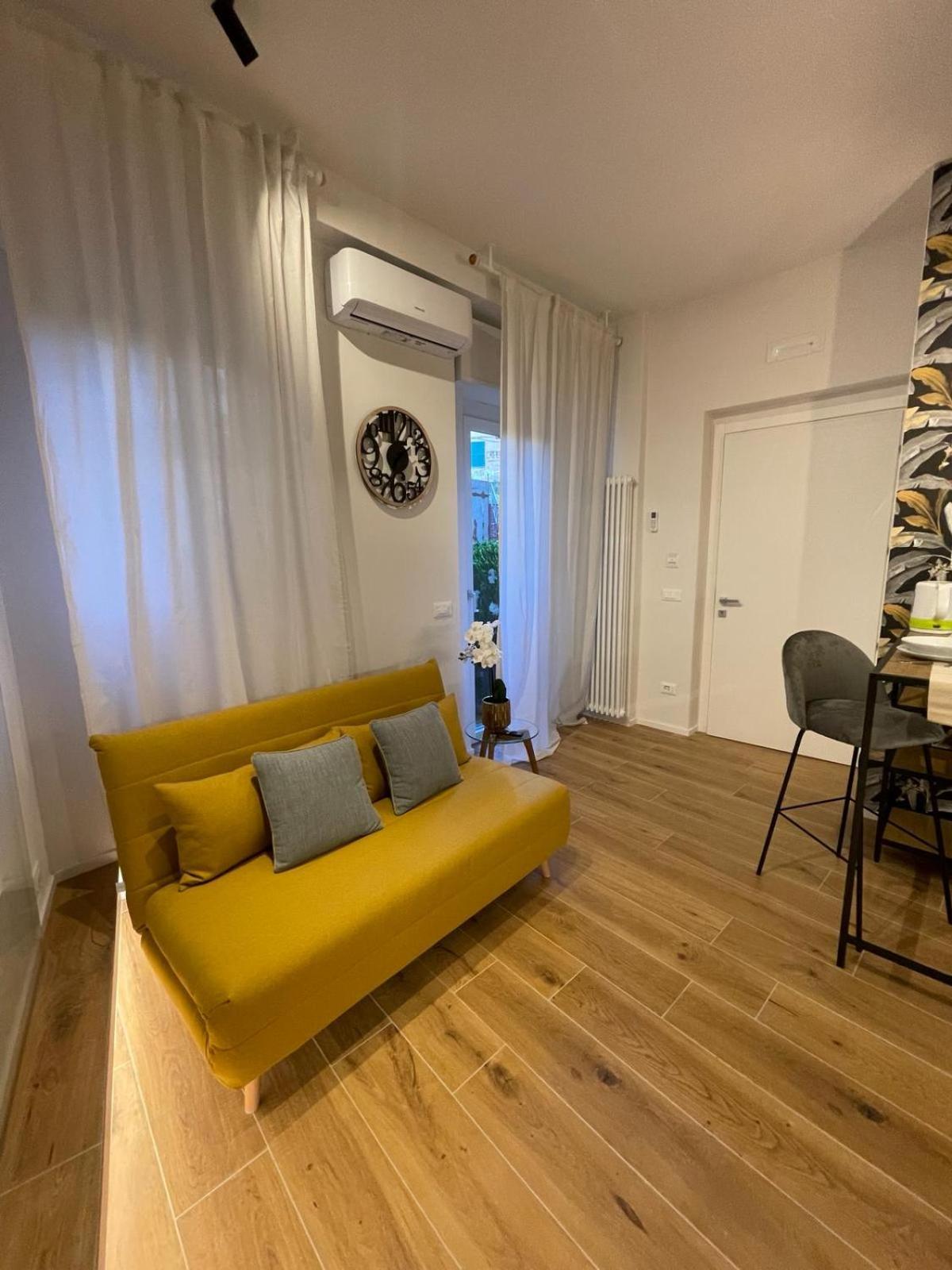 Central Suite Cinque Terre - Riomaggiore E Manarola 斯培西亚 外观 照片