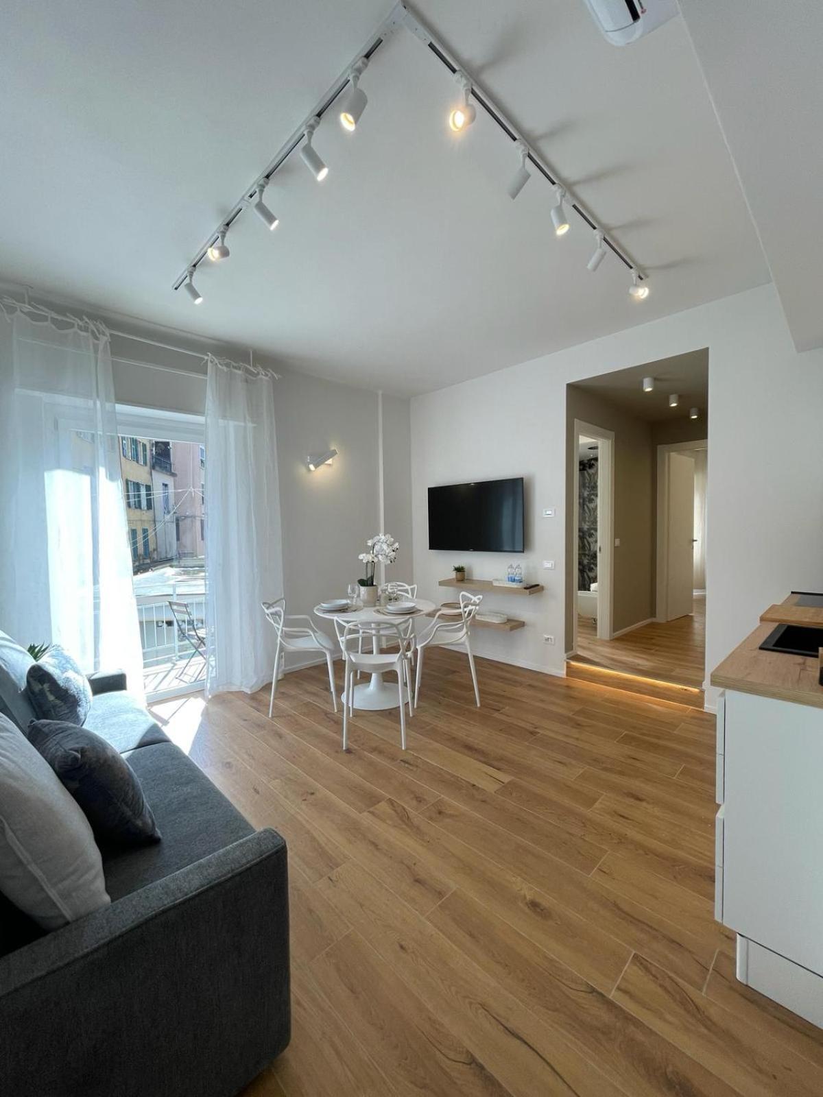 Central Suite Cinque Terre - Riomaggiore E Manarola 斯培西亚 外观 照片