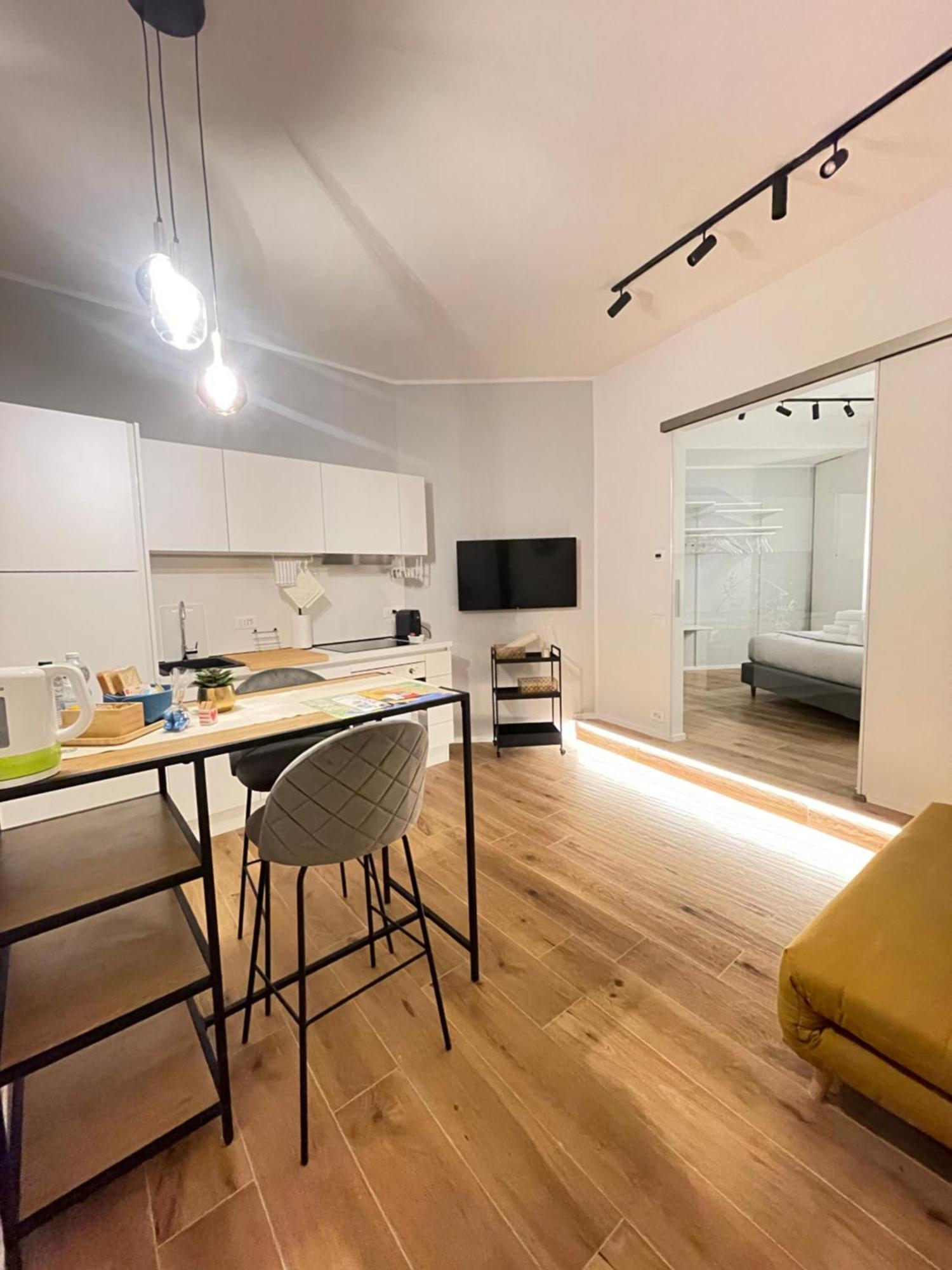 Central Suite Cinque Terre - Riomaggiore E Manarola 斯培西亚 外观 照片
