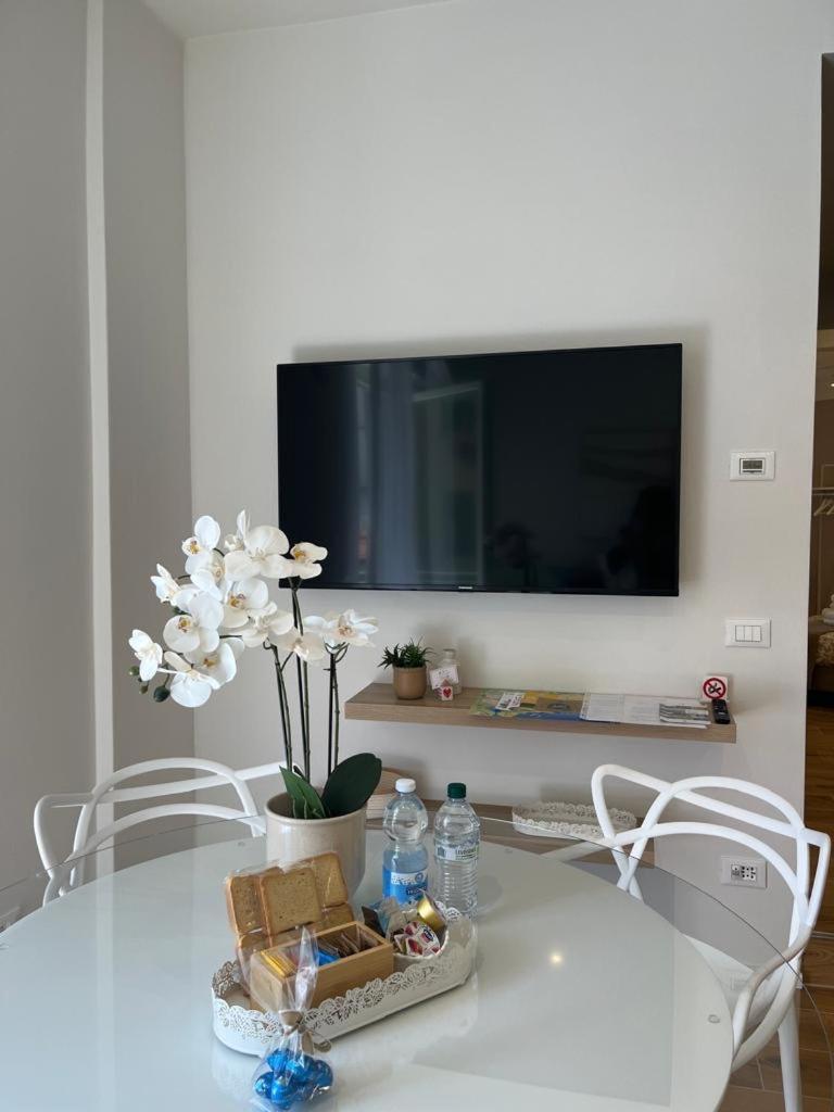 Central Suite Cinque Terre - Riomaggiore E Manarola 斯培西亚 外观 照片