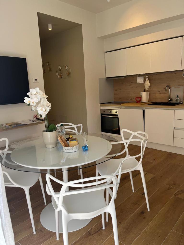 Central Suite Cinque Terre - Riomaggiore E Manarola 斯培西亚 外观 照片